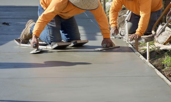 Cost of Concrete Walkway Repair in Daphne