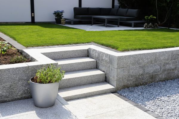 Cost of Backyard Step Repair in Daphne
